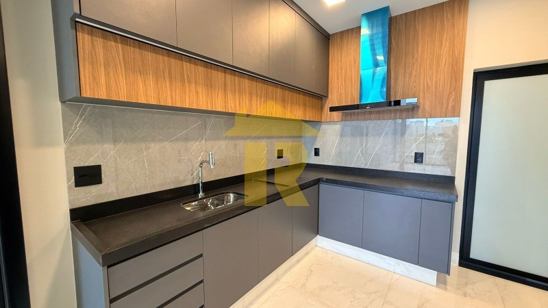 Casa de Condomínio com 3 quartos à venda, 248m² — foto 14 de 41