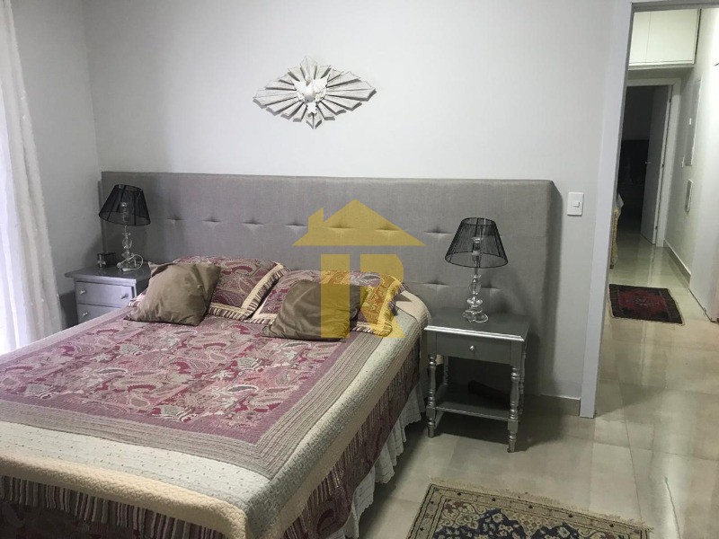 Casa de Condomínio com 3 quartos à venda, 220m² — foto 18 de 41