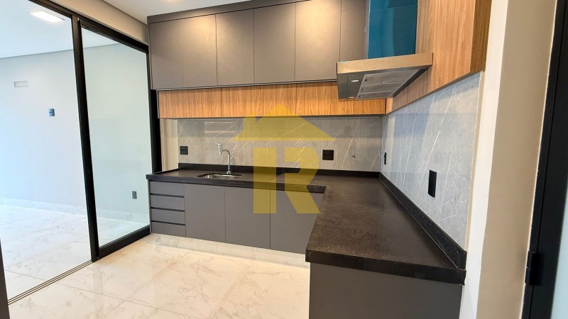 Casa de Condomínio com 3 quartos à venda, 248m² — foto 15 de 41
