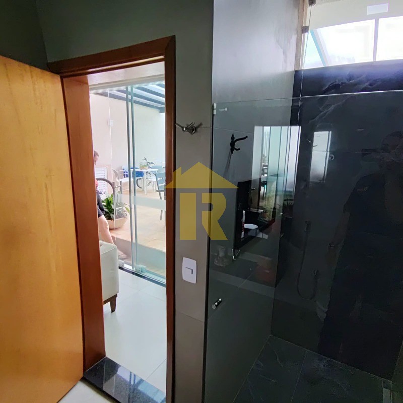 Casa com 3 quartos à venda, 159m² — foto 19 de 20
