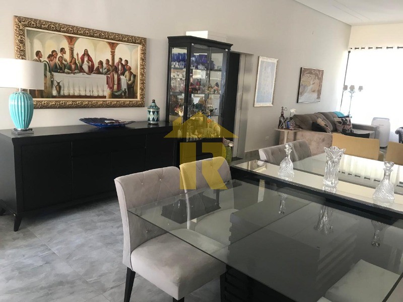 Casa de Condomínio com 3 quartos à venda, 220m² — foto 6 de 41