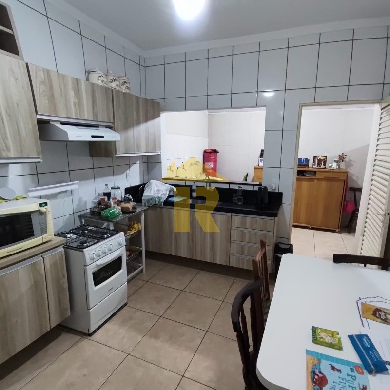 Casa com 3 quartos à venda, 159m² — foto 11 de 20