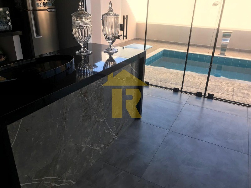 Casa de Condomínio com 3 quartos à venda, 220m² — foto 10 de 41
