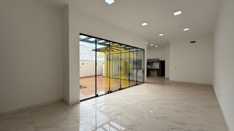 Casa de Condomínio com 3 quartos à venda, 220m² — foto 9 de 34