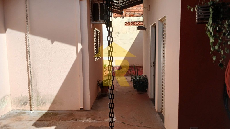 Casa com 3 quartos à venda, 150m² — foto 13 de 25