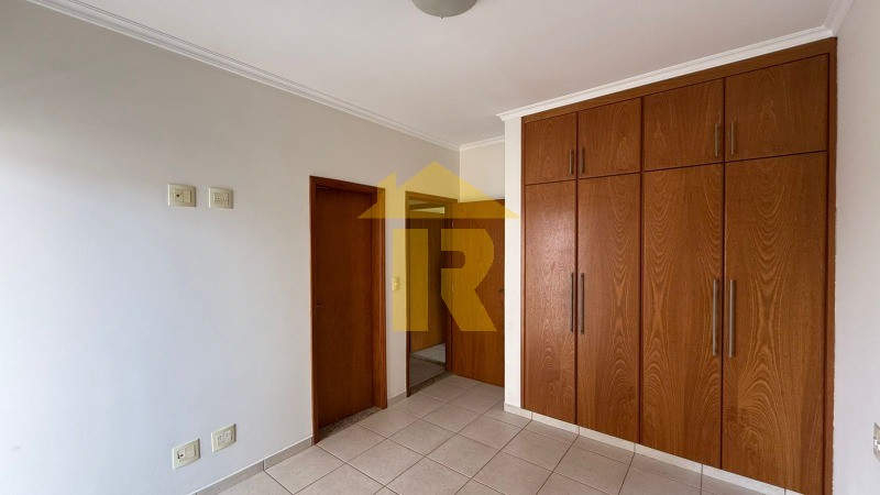 Apartamento com 3 quartos à venda, 150m² — foto 13 de 29