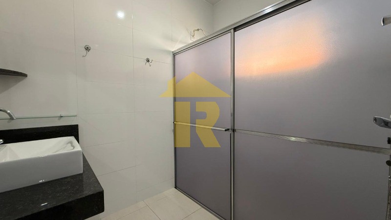 Casa com 3 quartos à venda, 340m² — foto 17 de 41