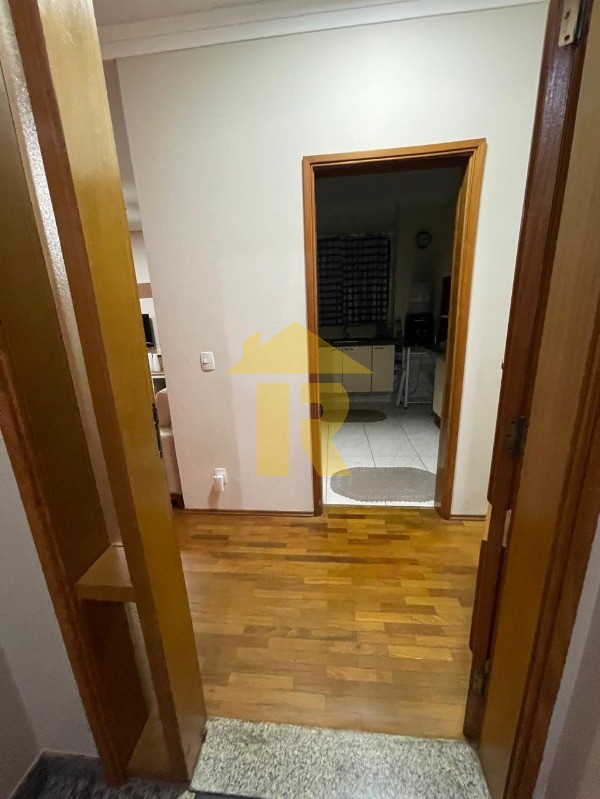 Apartamento com 3 quartos à venda, 108m² — foto 2 de 48