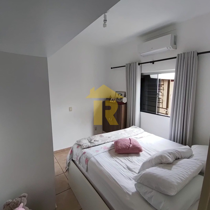 Casa com 3 quartos à venda, 159m² — foto 8 de 20