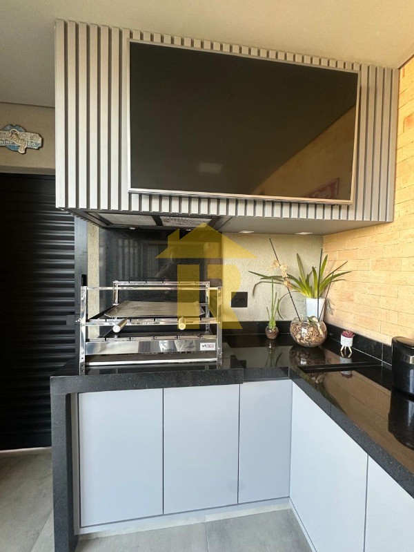 Casa de Condomínio com 4 quartos à venda, 243m² — foto 16 de 50