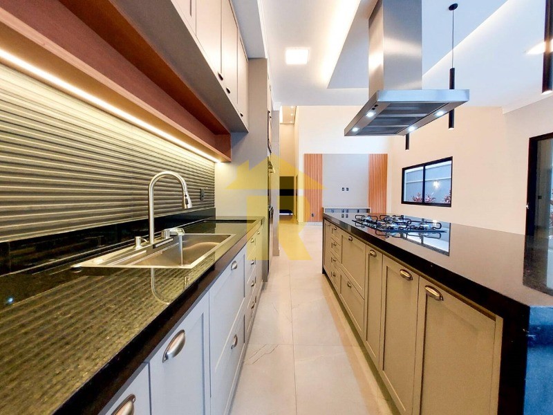 Casa de Condomínio com 3 quartos à venda, 230m² — foto 13 de 38