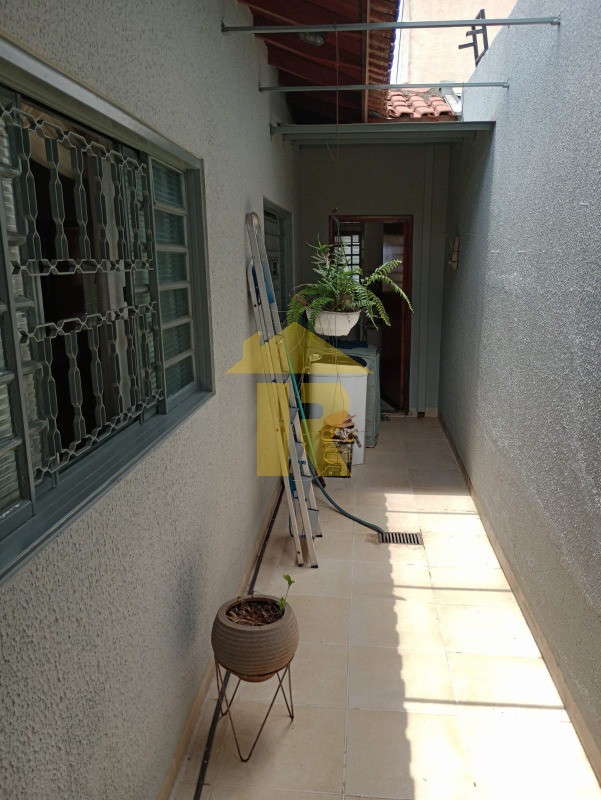 Casa com 3 quartos à venda, 238m² — foto 38 de 38