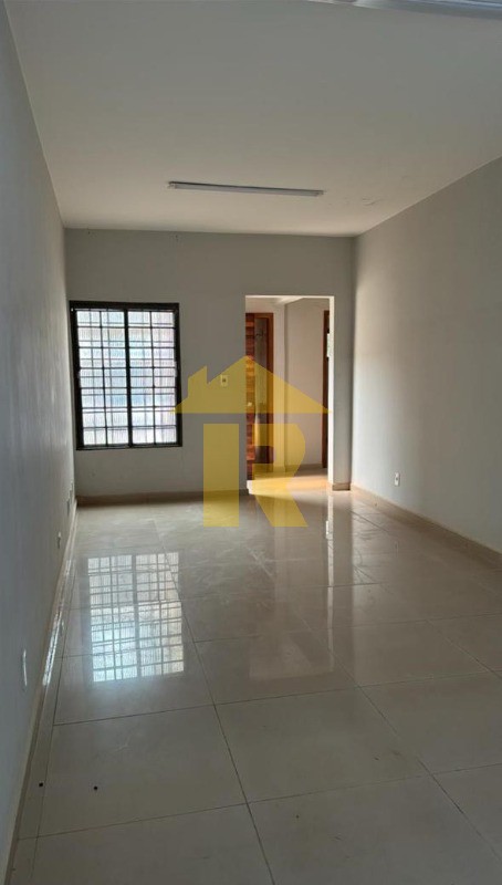 Casa com 4 quartos à venda, 220m² — foto 7 de 20