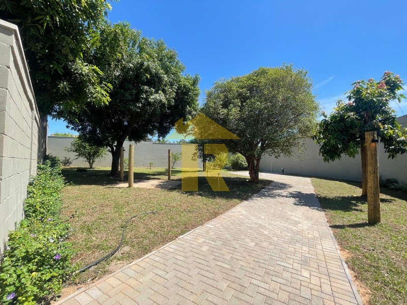 Casa de Condomínio com 3 quartos à venda, 275m² — foto 24 de 38