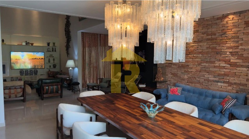 Casa de Condomínio com 3 quartos à venda, 240m² — foto 8 de 22