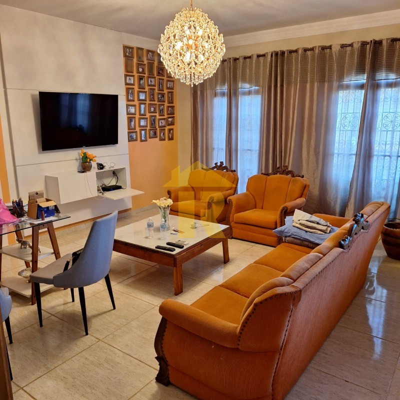 Casa com 3 quartos para aluguel, 300m² — foto 13 de 31