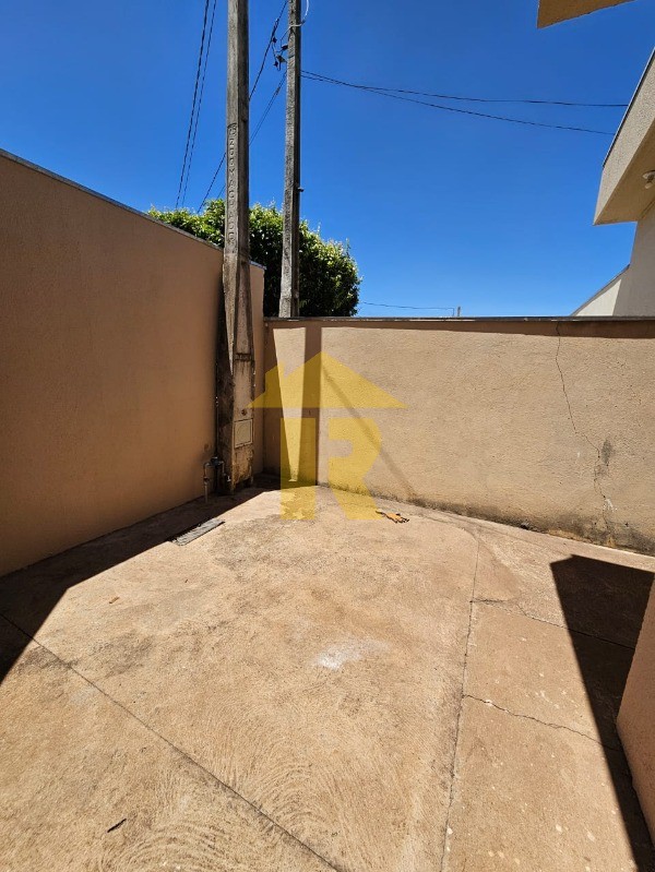Casa com 3 quartos à venda, 75m² — foto 6 de 20
