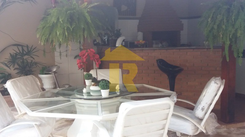 Casa de Condomínio com 5 quartos à venda e aluguel, 460m² — foto 14 de 21