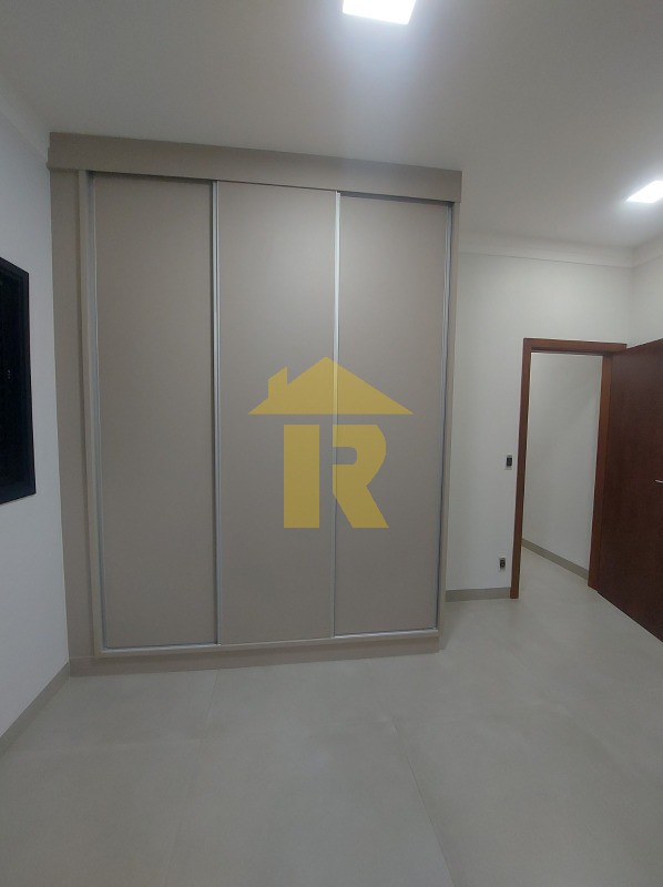 Casa de Condomínio com 3 quartos à venda, 237m² — foto 22 de 25