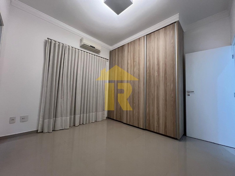Casa de Condomínio com 4 quartos à venda, 320m² — foto 23 de 32