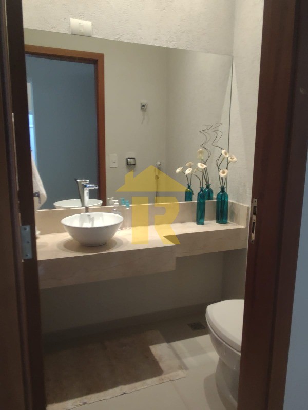 Casa de Condomínio com 3 quartos à venda, 217m² — foto 9 de 25