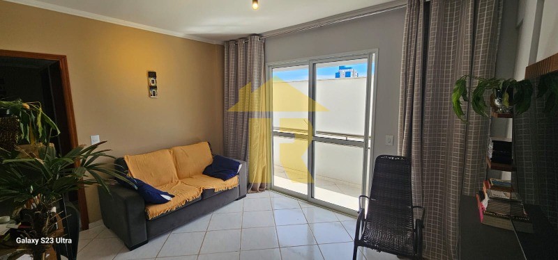 Apartamento com 2 quartos à venda, 80m² — foto 1 de 21