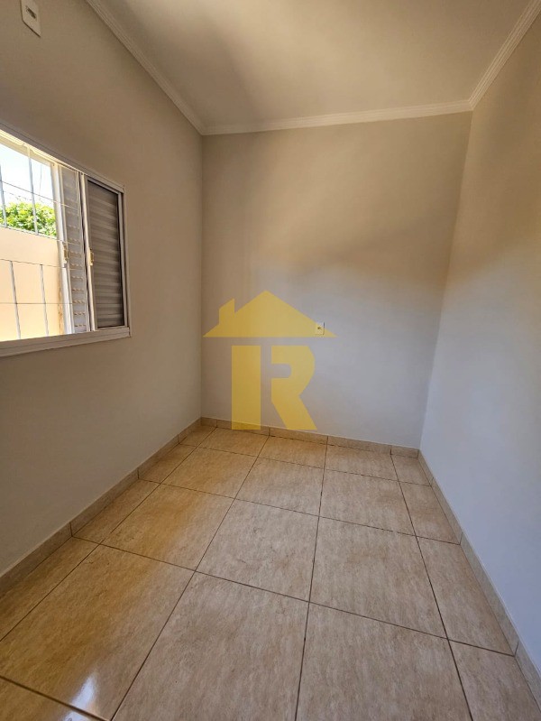 Casa com 3 quartos à venda, 75m² — foto 18 de 20