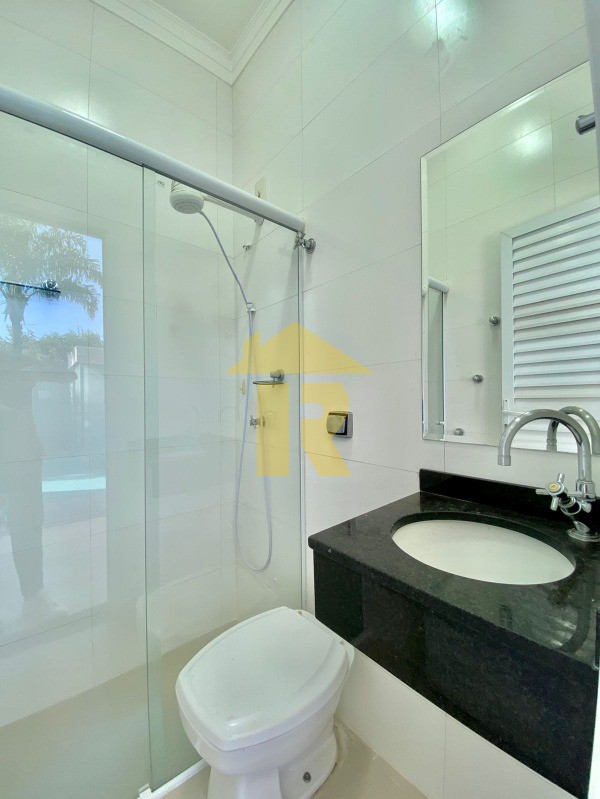 Casa de Condomínio com 5 quartos à venda e aluguel, 404m² — foto 18 de 43