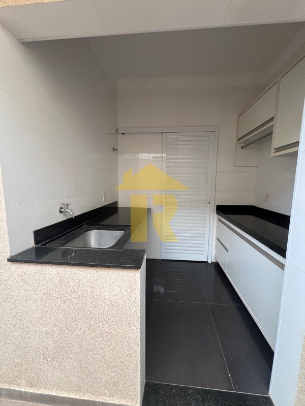 Casa de Condomínio com 4 quartos à venda, 320m² — foto 20 de 32