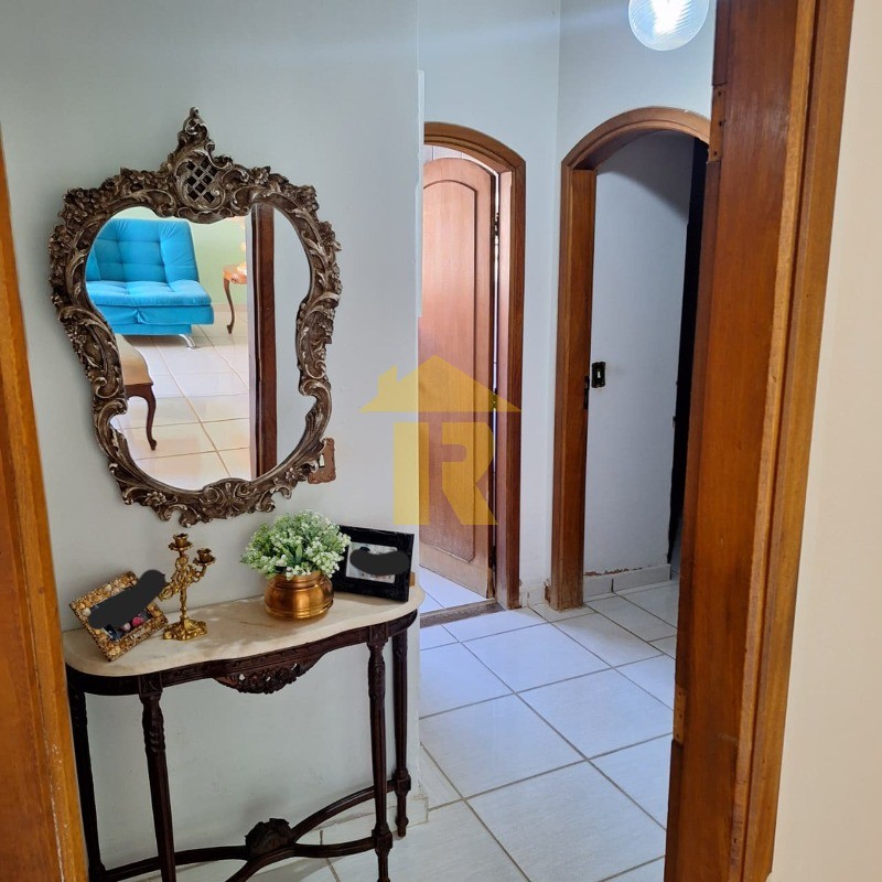 Casa com 3 quartos para aluguel, 300m² — foto 15 de 31