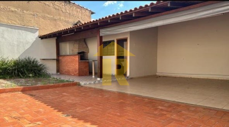 Casa com 4 quartos à venda, 220m² — foto 10 de 20