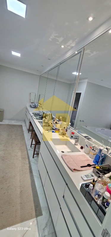 Casa de Condomínio com 4 quartos à venda, 548m² — foto 29 de 49