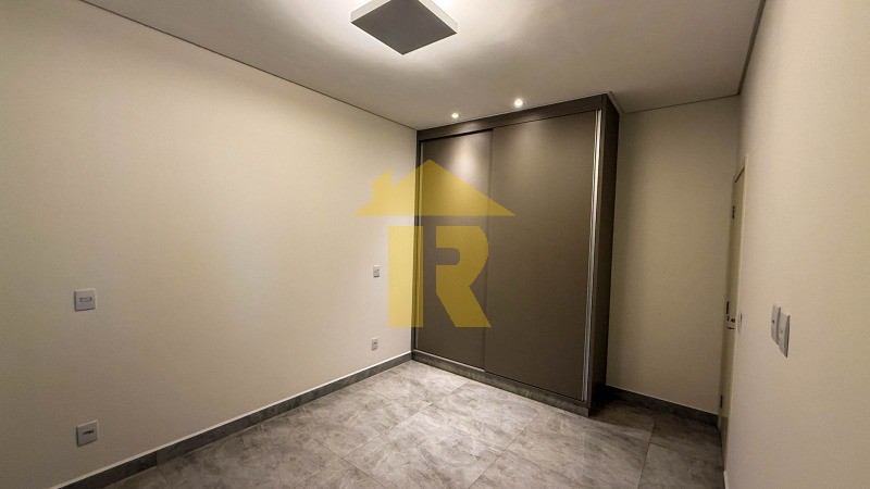 Casa de Condomínio com 3 quartos à venda, 400m² — foto 14 de 19