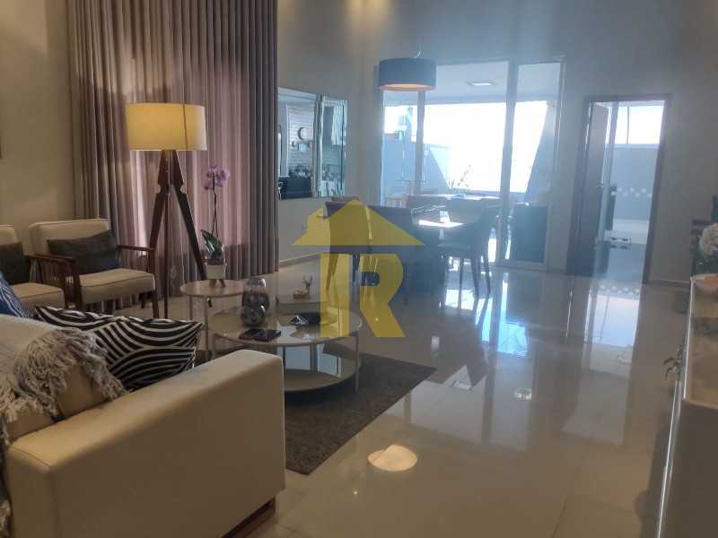 Casa de Condomínio com 3 quartos à venda, 217m² — foto 12 de 25