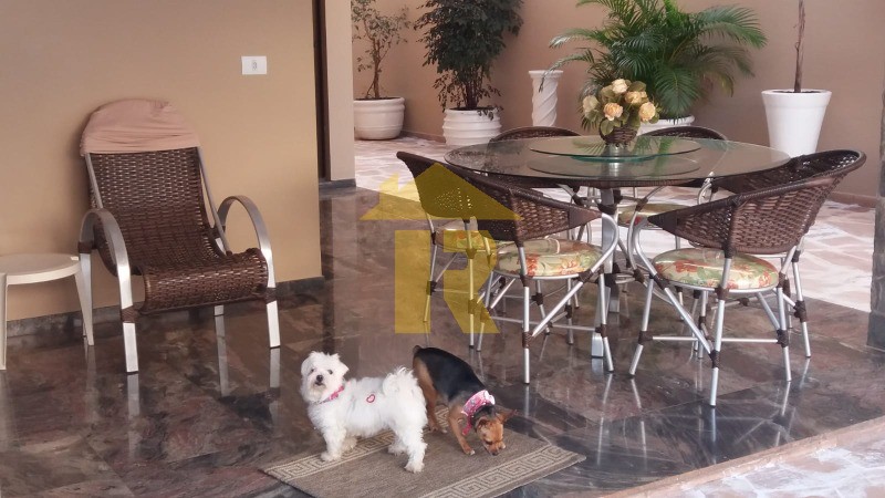 Casa de Condomínio com 5 quartos à venda e aluguel, 460m² — foto 12 de 21