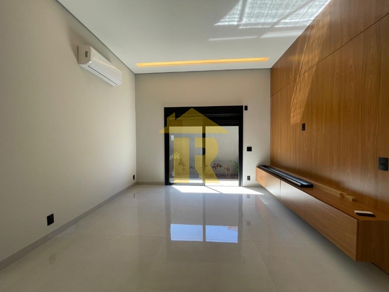 Casa de Condomínio com 3 quartos à venda, 275m² — foto 13 de 38