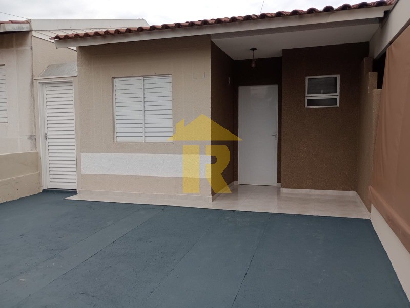 Casa de Condomínio com 2 quartos à venda, 65m² — foto 1 de 26