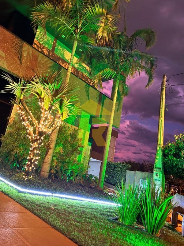Casa de Condomínio com 3 quartos à venda, 240m² — foto 3 de 22