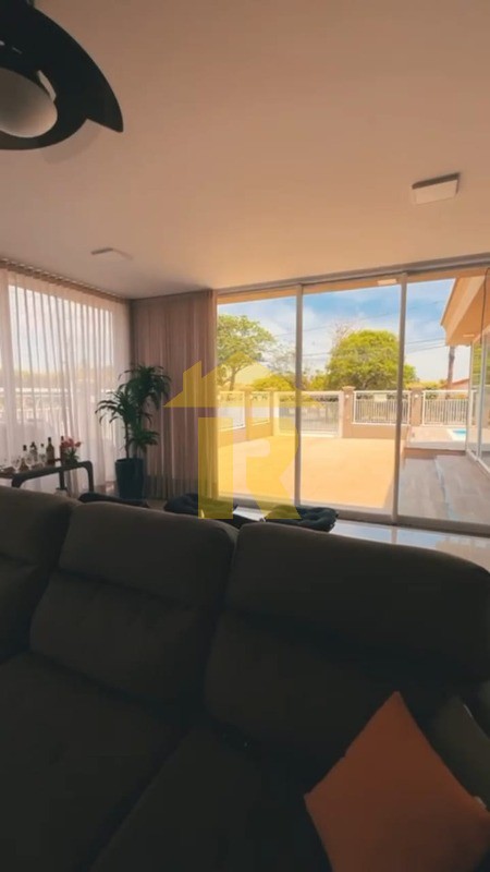 Casa de Condomínio com 3 quartos à venda, 360m² — foto 5 de 20