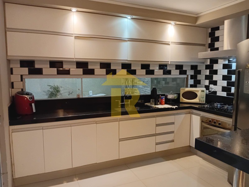 Casa de Condomínio com 3 quartos à venda e aluguel, 205m² — foto 38 de 59