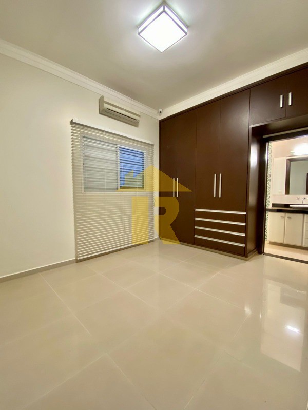 Casa de Condomínio com 5 quartos à venda e aluguel, 404m² — foto 30 de 43