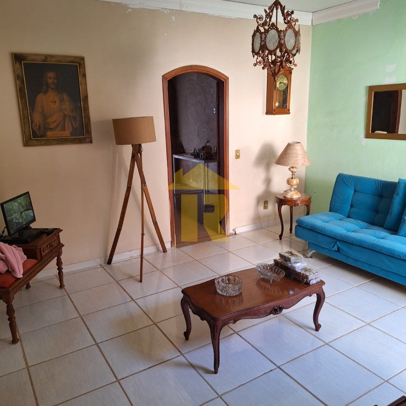Casa com 3 quartos para aluguel, 300m² — foto 16 de 31