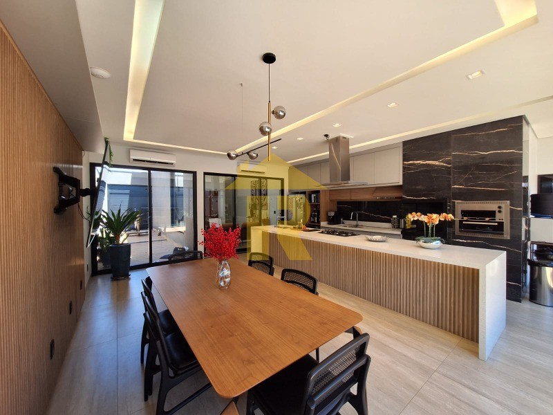Casa de Condomínio com 3 quartos à venda, 270m² — foto 20 de 46