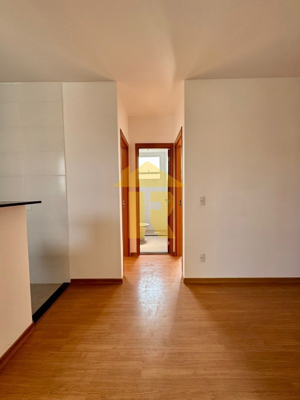 Apartamento com 2 quartos à venda, 48m² — foto 1 de 20