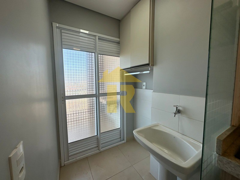 Apartamento com 3 quartos para aluguel, 77m² — foto 14 de 33