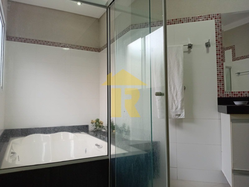 Casa de Condomínio com 3 quartos à venda e aluguel, 205m² — foto 32 de 59