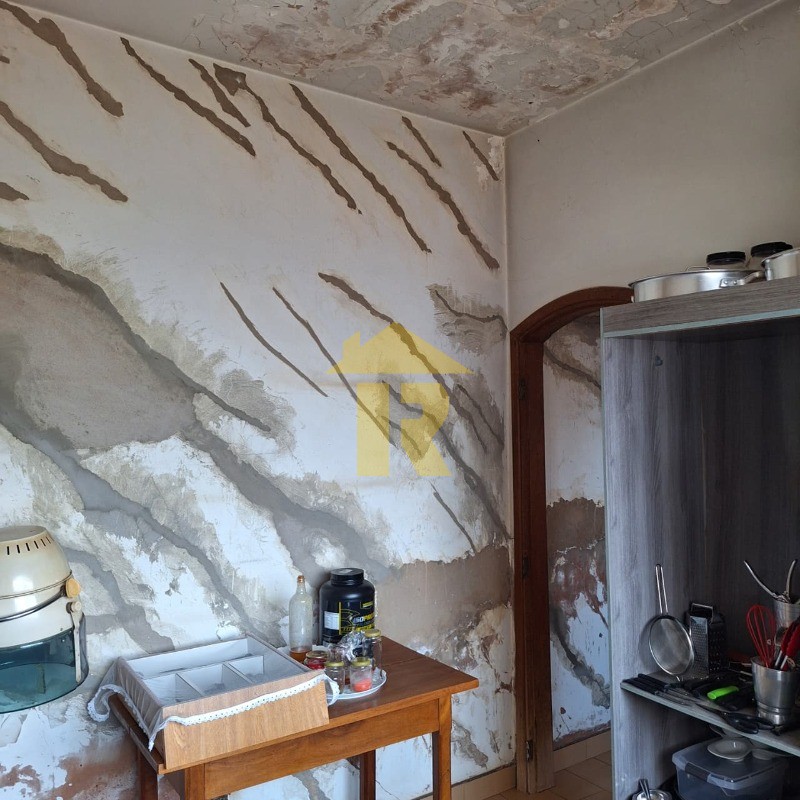 Casa com 3 quartos para aluguel, 300m² — foto 24 de 31