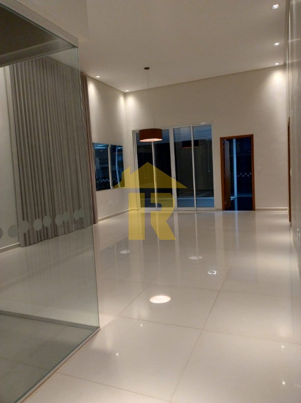 Casa de Condomínio com 3 quartos à venda, 217m² — foto 10 de 25