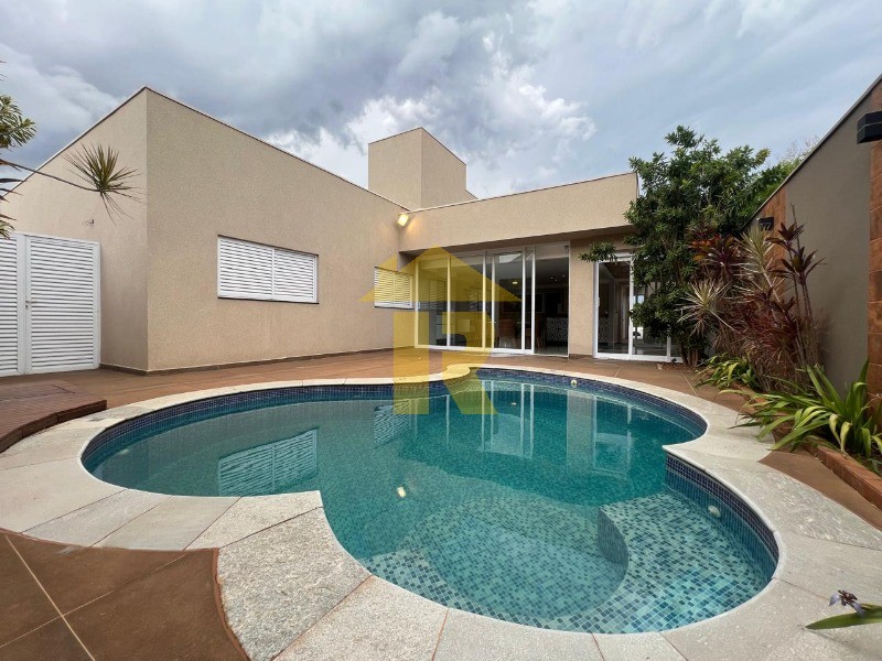 Casa de Condomínio com 4 quartos à venda, 320m² — foto 15 de 32