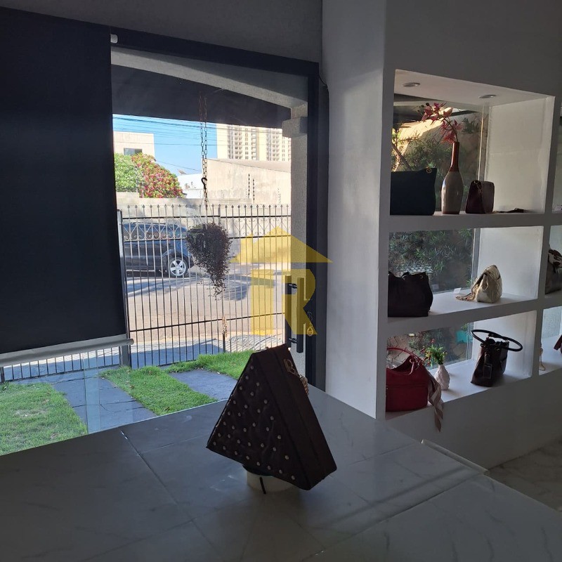 Casa com 3 quartos para aluguel, 300m² — foto 5 de 31